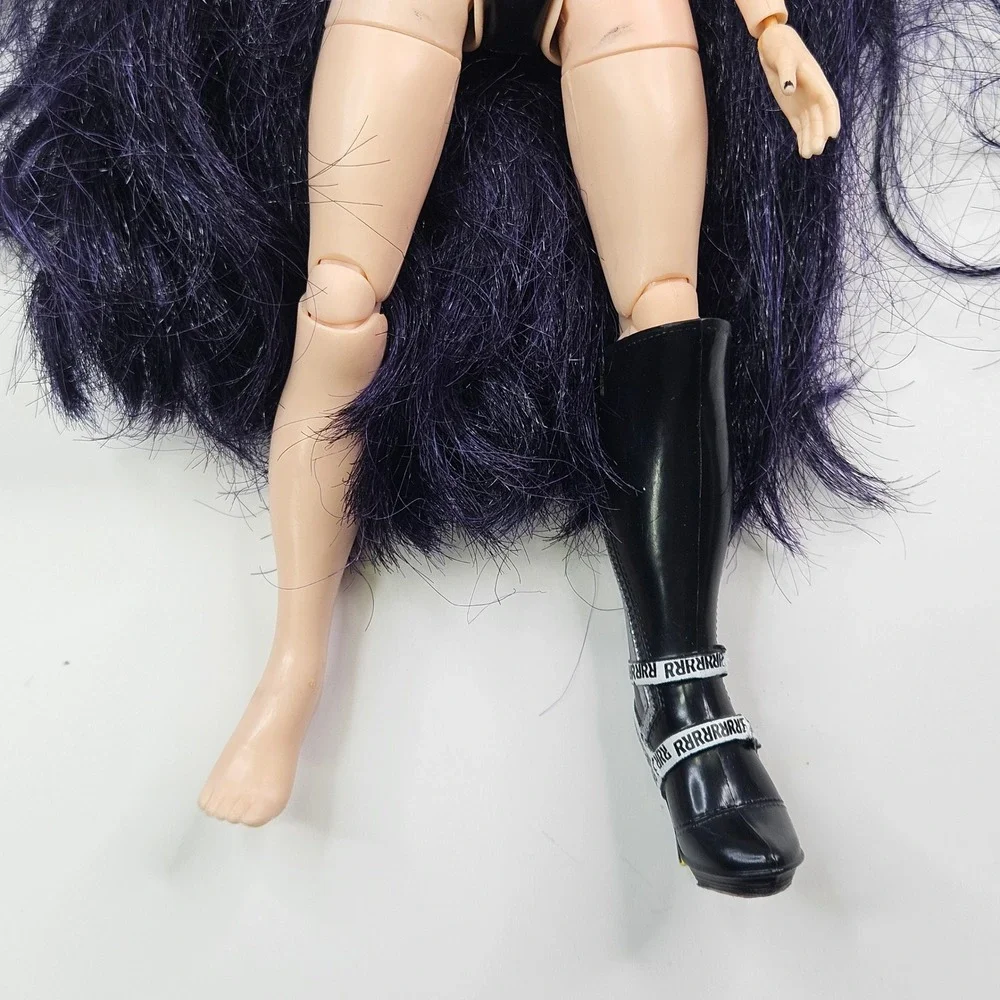 MGA Rainbow High Ainsley Slater Doll Kids 11in Purple Hair Blue Eyes Articulated